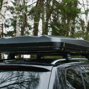 Plastikinio ABS korpuso uždaro tipo automobilio stogo palapinė TIME4ADV ABS (kubo formos)