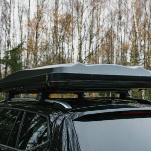 Plastikinio ABS korpuso uždaro tipo automobilio stogo palapinė TIME4ADV ABS (kubo formos)